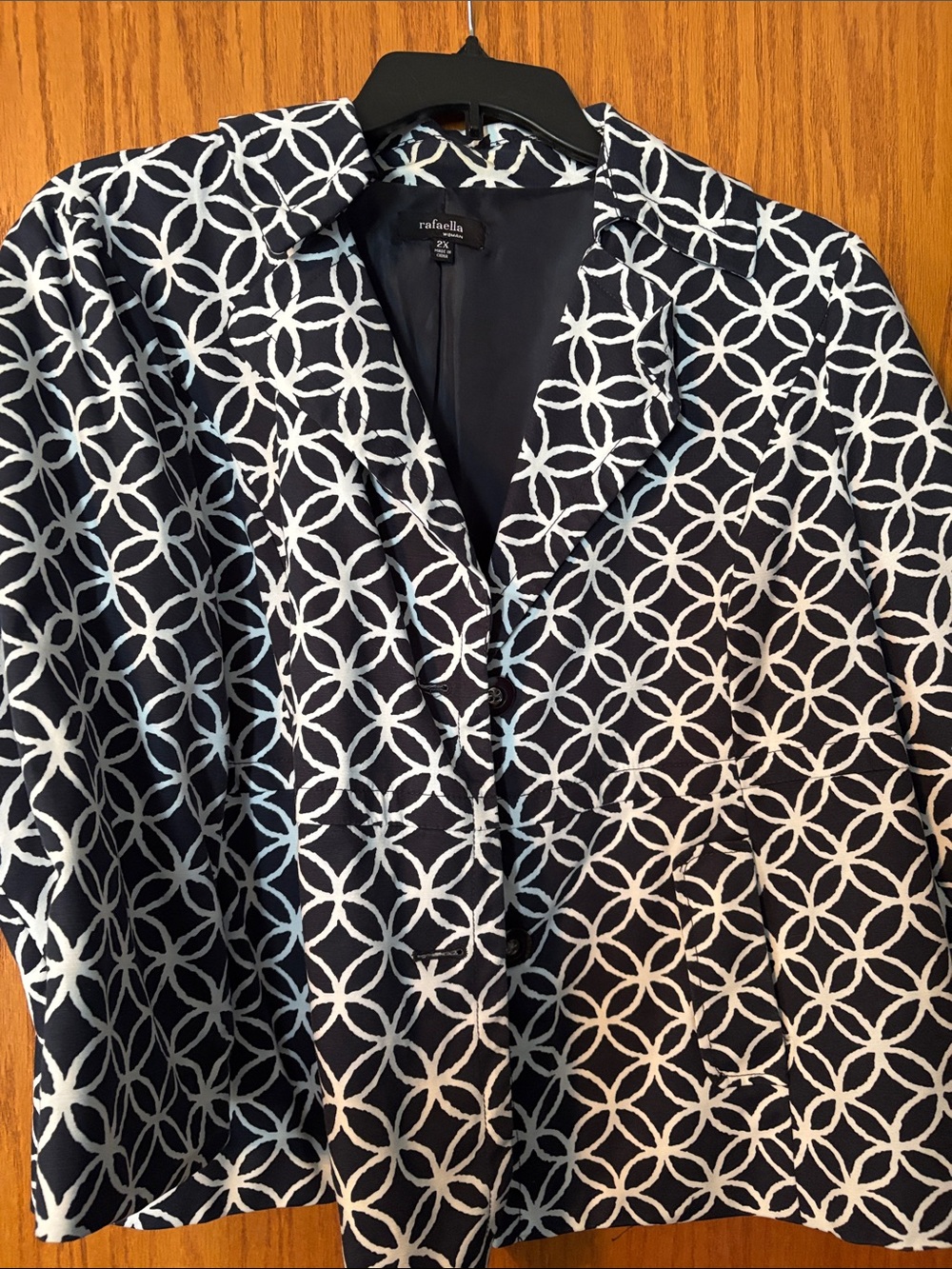 Rafaella Black and White Geometric Ring-Print Blazer